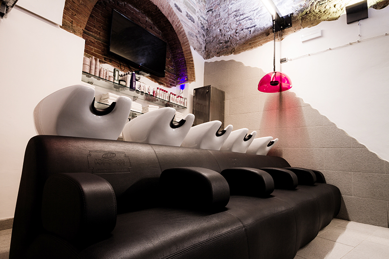 FLORENCE, ITALY » Real salons Salons KARISMA BEAUTY DESIGN