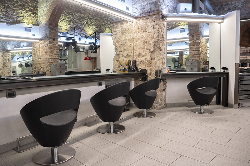 FLORENCE, ITALY » Real salons Salons KARISMA BEAUTY DESIGN