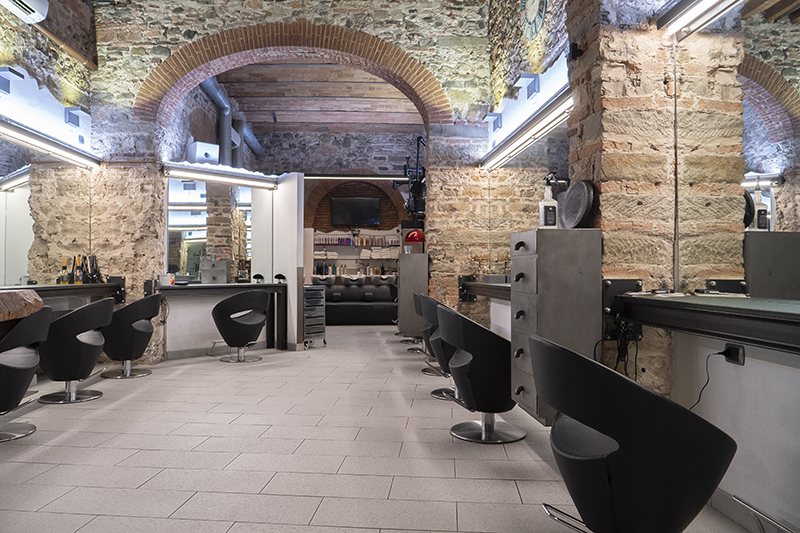 FLORENCE, ITALY » Real salons Salons KARISMA BEAUTY DESIGN